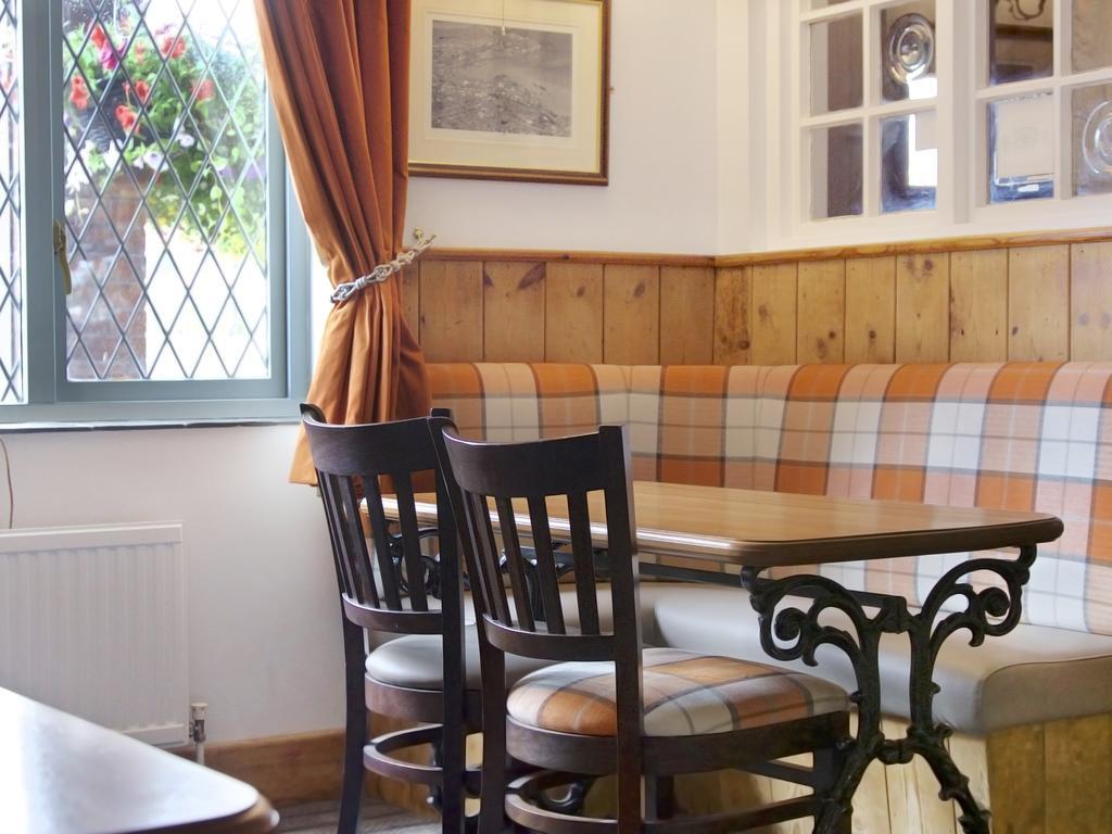 Griffin Inn Ньюкі Екстер'єр фото